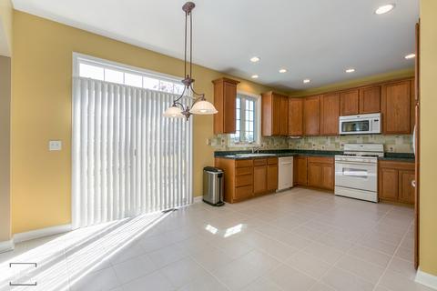 2410 Brookridge Dr, Plainfield, IL 60586 photo 8