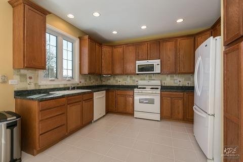 2410 Brookridge Dr, Plainfield, IL 60586 photo 6