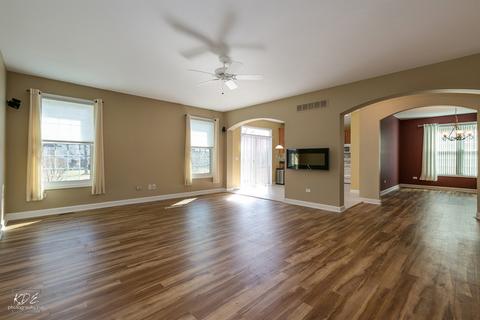 2410 Brookridge Dr, Plainfield, IL 60586 photo 4