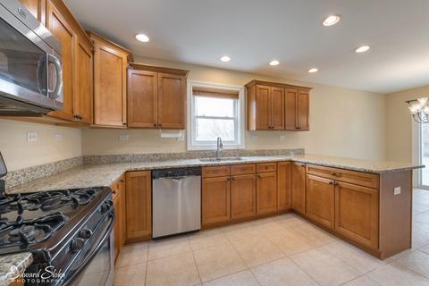 400 8th Ave, Marengo, IL 60152 photo 4