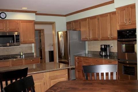 809 Gary Ave, Aurora, IL 60506 photo 9