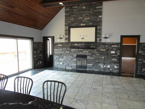 6909 Schultz Rd, Harvard, IL 60033 photo 11