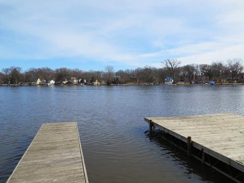 4014 N Riverview Dr, Johnsburg, IL 60051 photo 5
