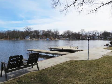 4014 N Riverview Dr, Johnsburg, IL 60051 photo 8