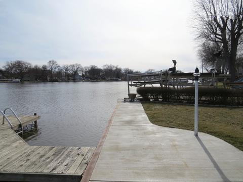 4014 N Riverview Dr, Johnsburg, IL 60051 photo 7
