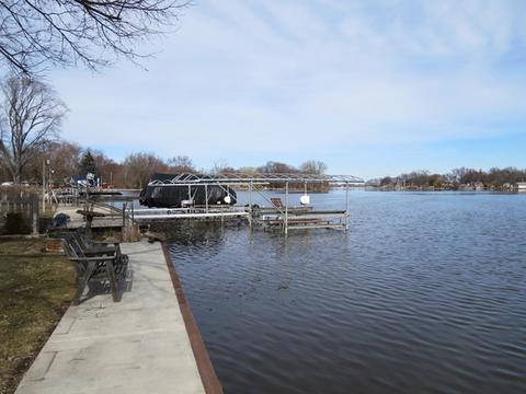 4014 N Riverview Dr, Johnsburg, IL 60051 photo 3