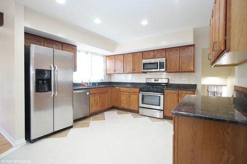 1225 Rosedale Ln, Hoffman Estates, IL 60169 photo 4