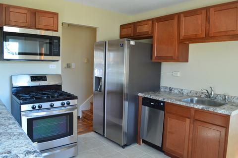 440 Ashland St, Hoffman Estates, IL 60169 photo 8
