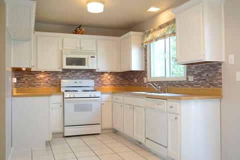 1933 Lisson Rd, Naperville, IL 60565 photo 5
