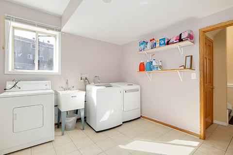 7527 W Douglas Ave, Summit, IL 60501 photo 19