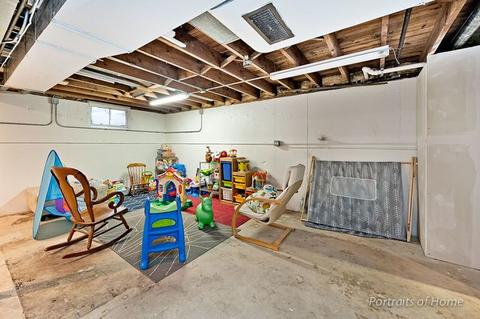 114 N Chase Ave, Bartlett, IL 60103 photo 9