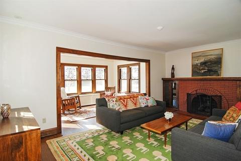 363 Bartram Rd, Riverside, IL 60546 photo 2