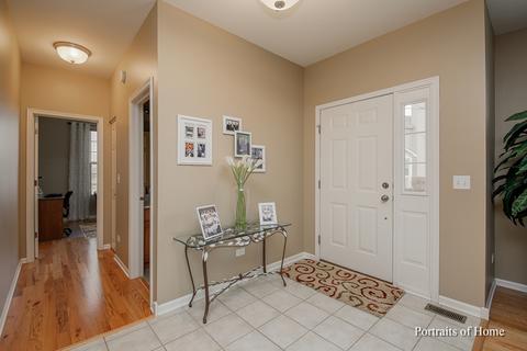 15816 Cove Cir, Plainfield, IL 60544 photo 3
