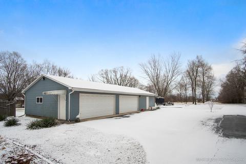 1995 Bilter Rd, Aurora, IL 60502 photo 4