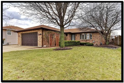 3001 Art Schultz Dr, Plainfield, IL 60586 photo 2