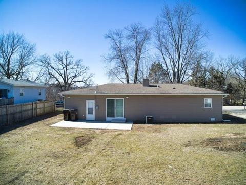2710 Sterling Dr, Mchenry, IL 60050 photo 12
