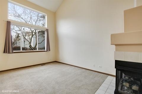 1401 Grayshire Ct, Elgin, IL 60120 photo 4