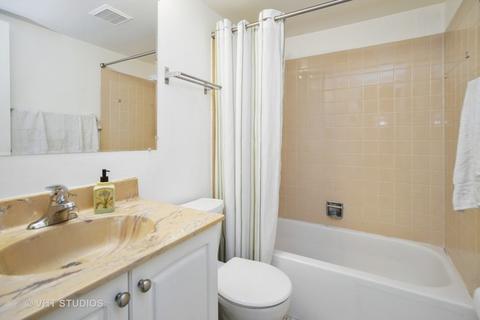 370 Juniper Tree Ct, Hoffman Estates, IL 60169 photo 15