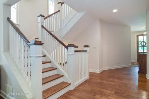 519 W Harrison Ave, Wheaton, IL 60187 photo 12