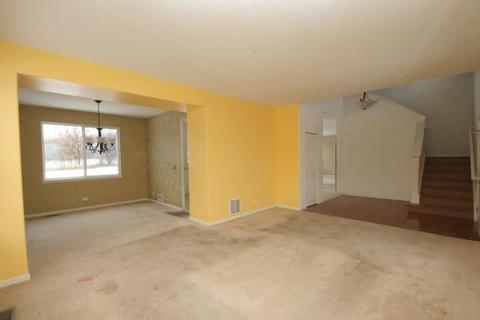 4216 Ella Ln, Johnsburg, IL 60051 photo 3