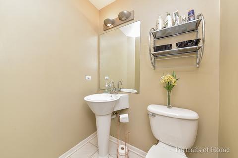 2086 Brookside Ln, Aurora, IL 60502 photo 3