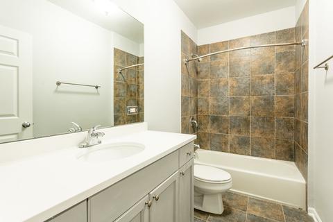 633 E Bowen Ave #GE, Chicago, IL 60653 photo 9