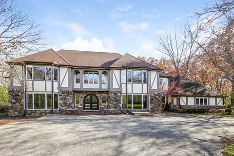 2115 Stirling Rd, Bannockburn, IL 60015 photo 1