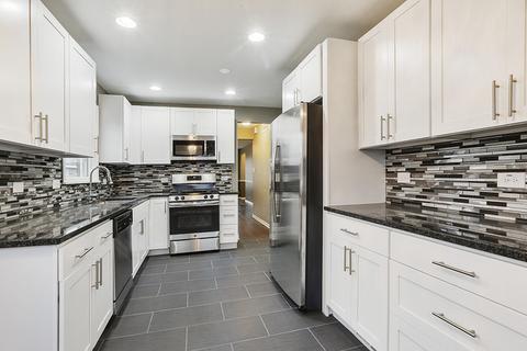 15111 End Ave, Dolton, IL 60419 photo 3