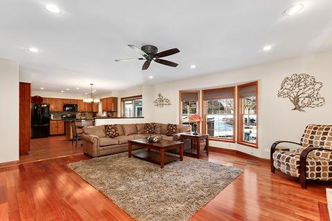 642 Greens View Dr, Algonquin, IL 60102 photo 3