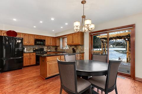 642 Greens View Dr, Algonquin, IL 60102 photo 9