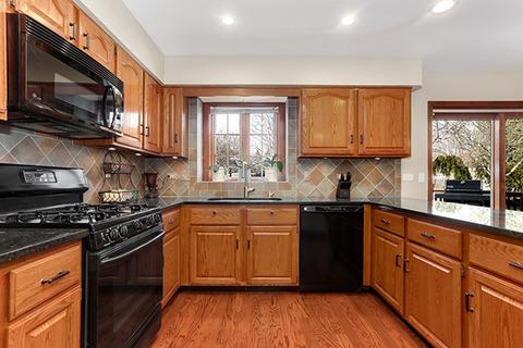642 Greens View Dr, Algonquin, IL 60102 photo 7