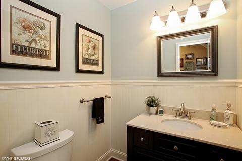 3890 Moulin Ln, Hoffman Estates, IL 60192 photo 8