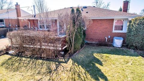 57 N Meyer Ct, Des Plaines, IL 60016 photo 20