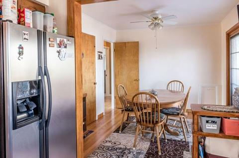 57 N Meyer Ct, Des Plaines, IL 60016 photo 6