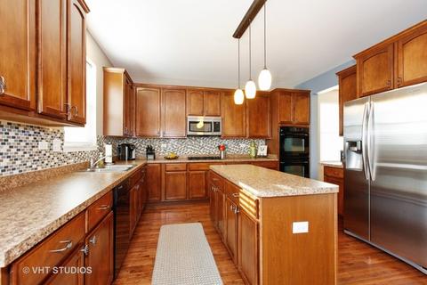 13709 Marigold Rd, Plainfield, IL 60544 photo 3