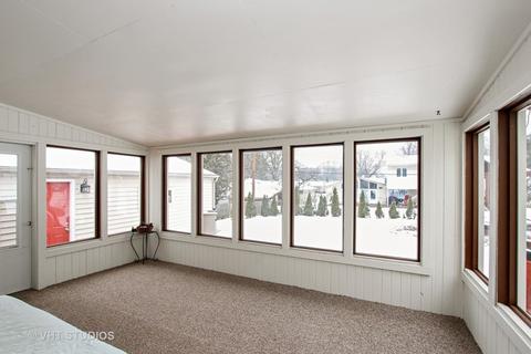 3710 W Clover Ave, Mchenry, IL 60050 photo 8