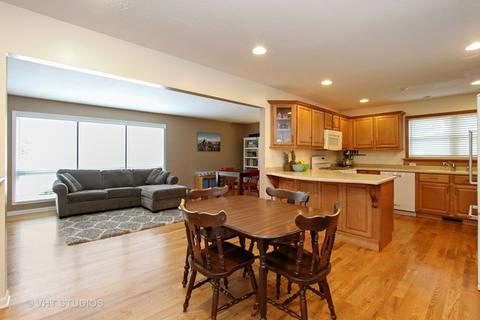 3710 W Clover Ave, Mchenry, IL 60050 photo 4