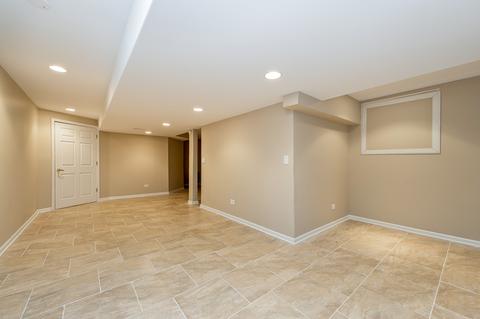 816 Eagle Dr, Aurora, IL 60506 photo 11