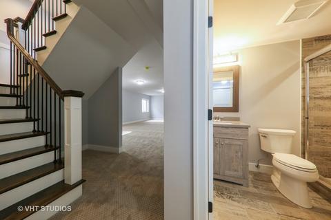 468 E May St, Elmhurst, IL 60126 photo 24