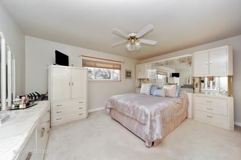 7 Stacy Ct, Glenview, IL 60025 photo 5