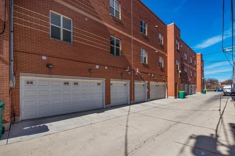 1033 E 46th St #302, Chicago, IL 60653 photo 10