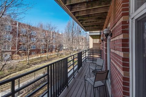 1033 E 46th St #302, Chicago, IL 60653 photo 9