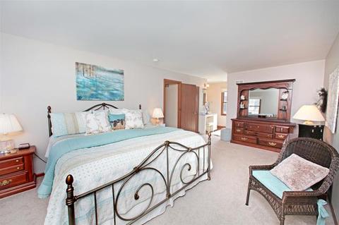 5743 Constitution Ave, Gurnee, IL 60031 photo 15