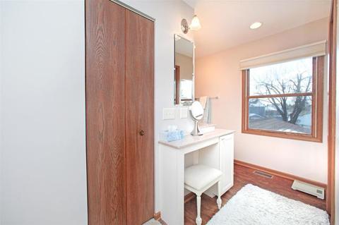 5743 Constitution Ave, Gurnee, IL 60031 photo 16