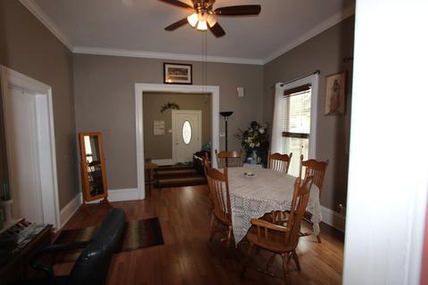 664 Sherman Ave, Elgin, IL 60120 photo 7