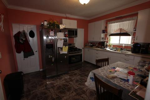 664 Sherman Ave, Elgin, IL 60120 photo 5