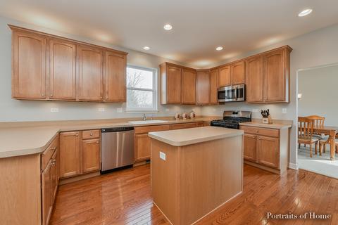 228 Loradale Rd, Oswego, IL 60543 photo 9