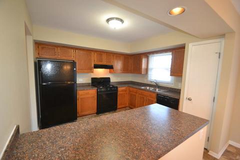2165 Savannah Rd, Elgin, IL 60123 photo 7