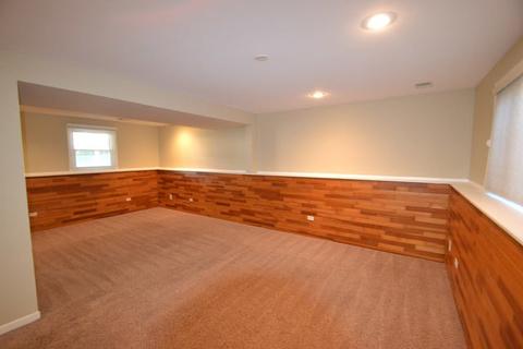 2165 Savannah Rd, Elgin, IL 60123 photo 16