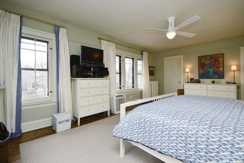 645 Forest Ave, Evanston, IL 60202 photo 14